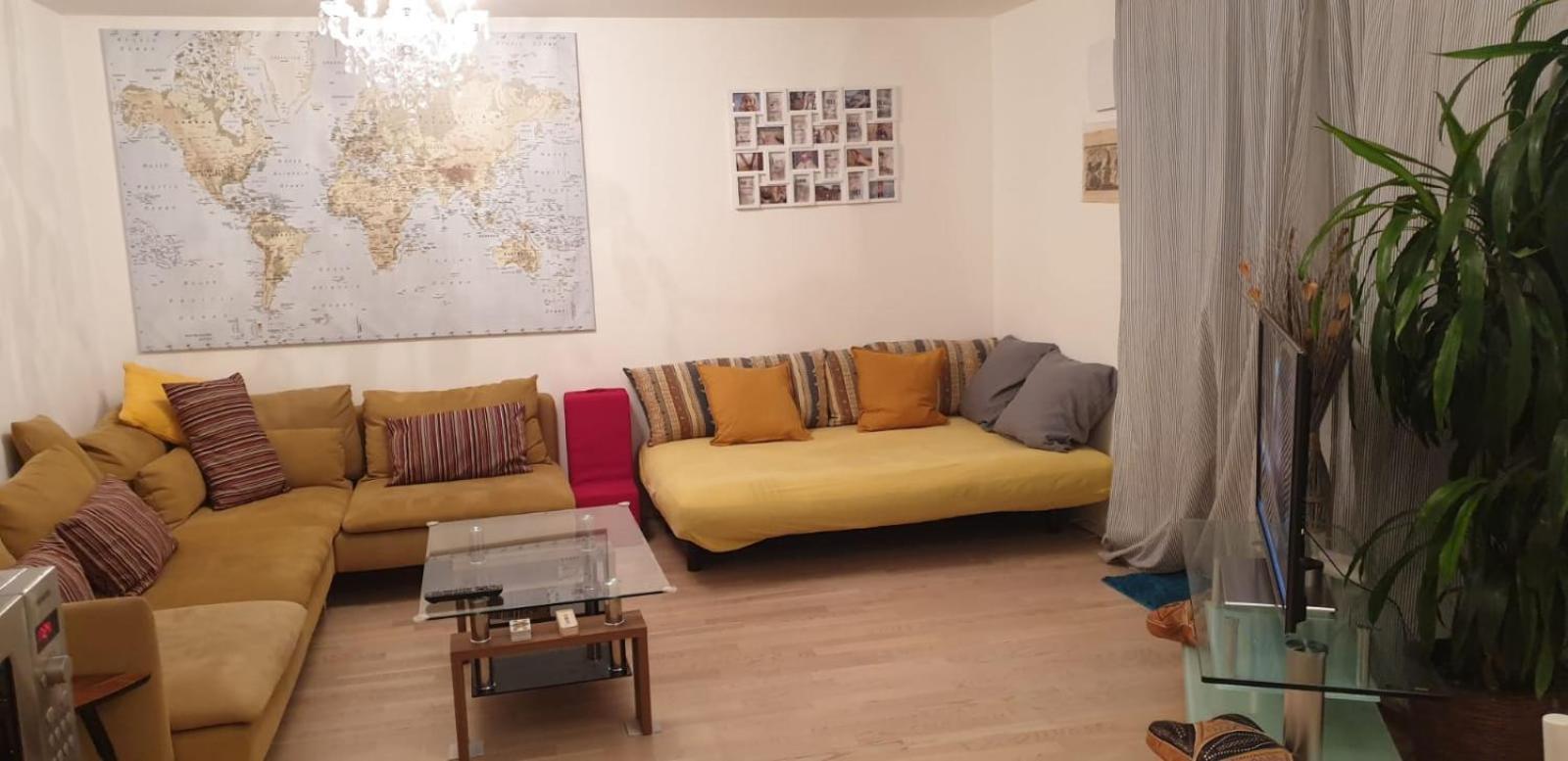 Appartement Bright 2-bedrm 2-bathrm, By Icm Exhibition Center, Direct Metro-sbahn Or Drive 15 Min To Center, Free Parking, Balcony *